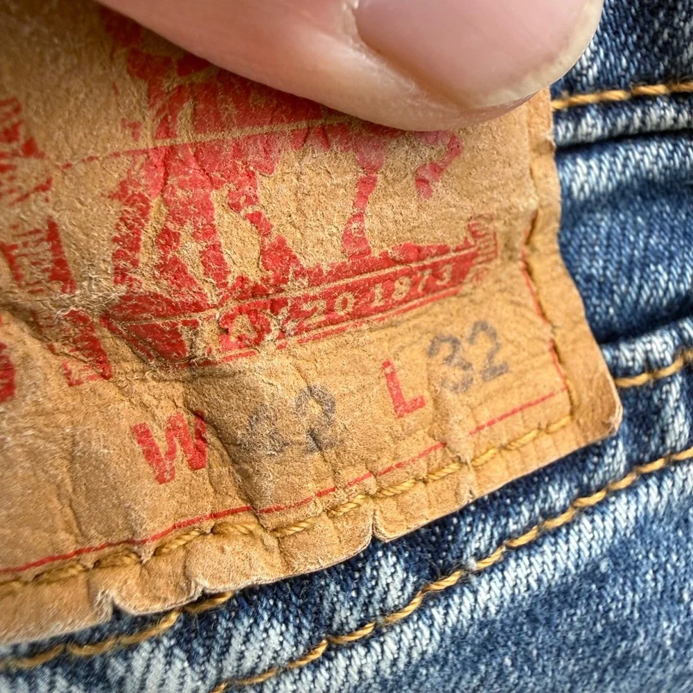Levi's Jeans Mens 42x32 Blue 541 Athletic Taper Medium Wash Stretch Denim